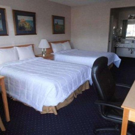 Econo Lodge Inn&Suites Central Medford Esterno foto